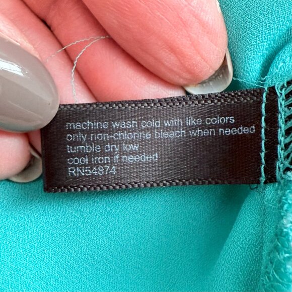 The Limited Button-Down Blouse β Turquoise Teal, Size Medium ππβ¨ - Picture 7 of 11